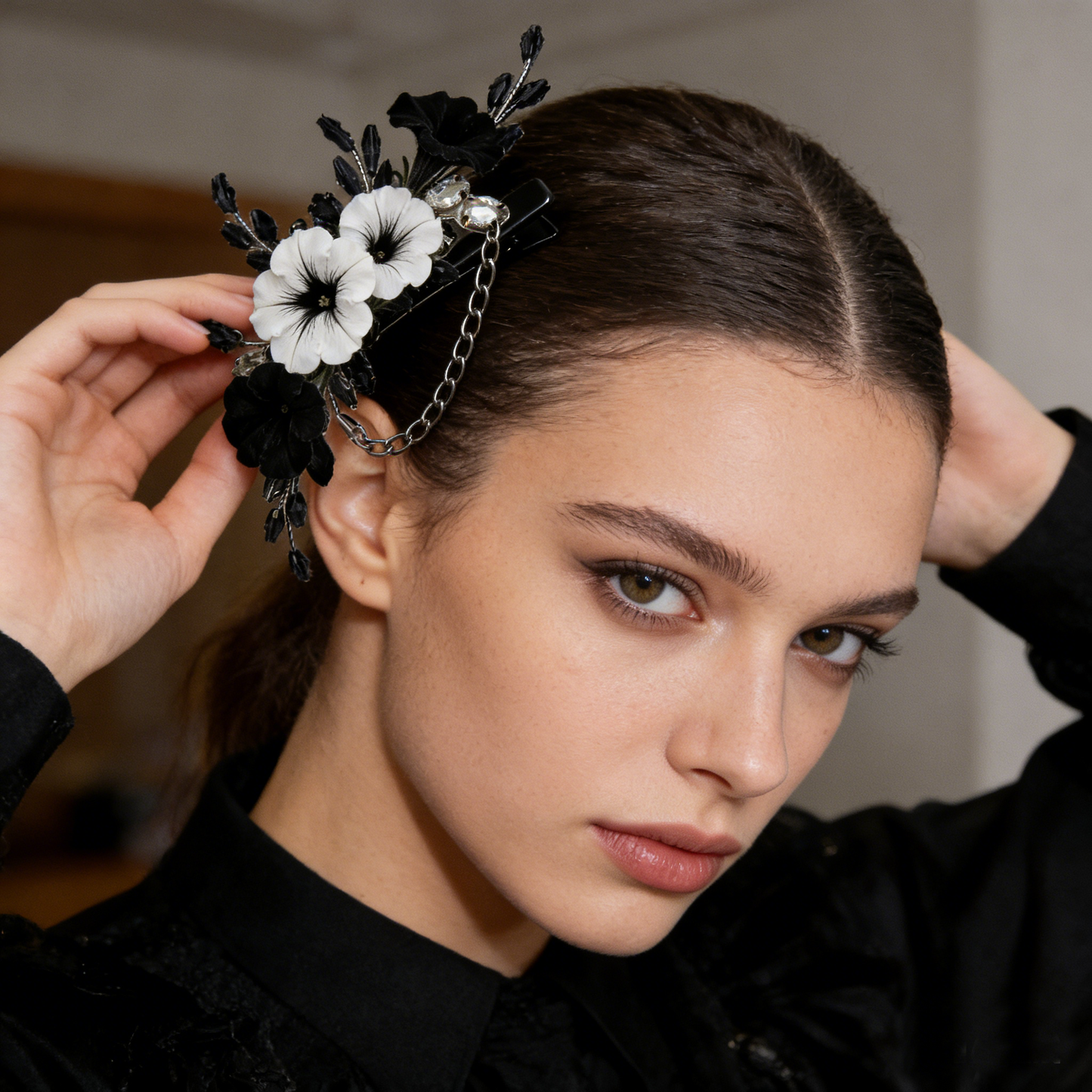 Black White Petunia Chain Hair Clip